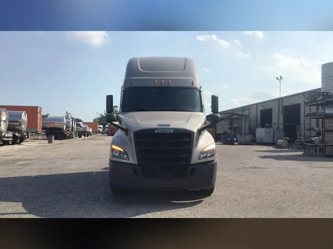 2021 Freightliner Cascadia