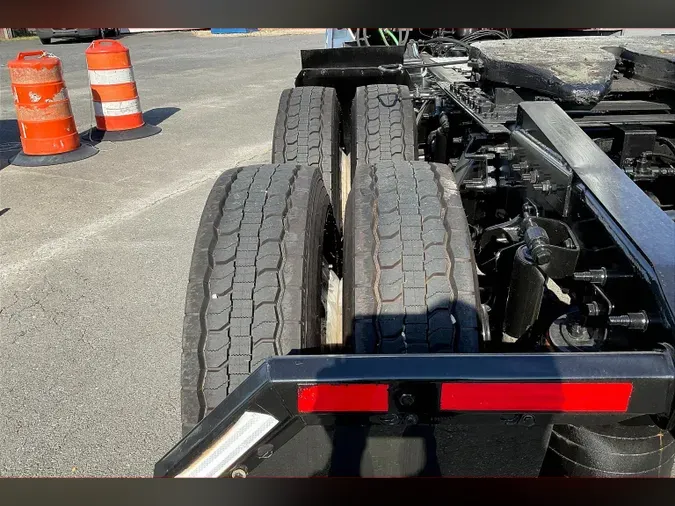 2021 INT LT625 6x4