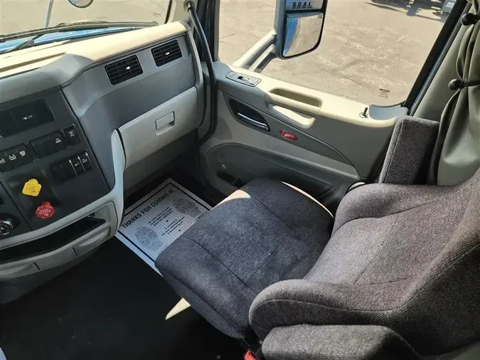 2022 PETERBILT 579