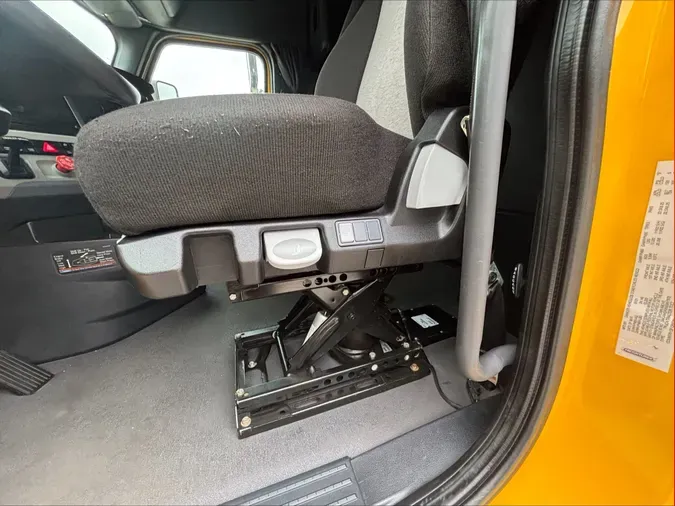 2022 Freightliner Cascadia 126345ef39ef8582779b669599d424d0db1