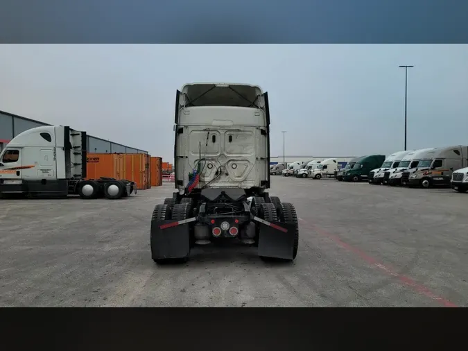 2020 Freightliner Cascadia