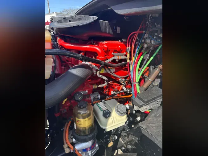 2016 FREIGHTLINER/MERCEDES CASCADIA 11334658fce7626221ad77f753e70006c49