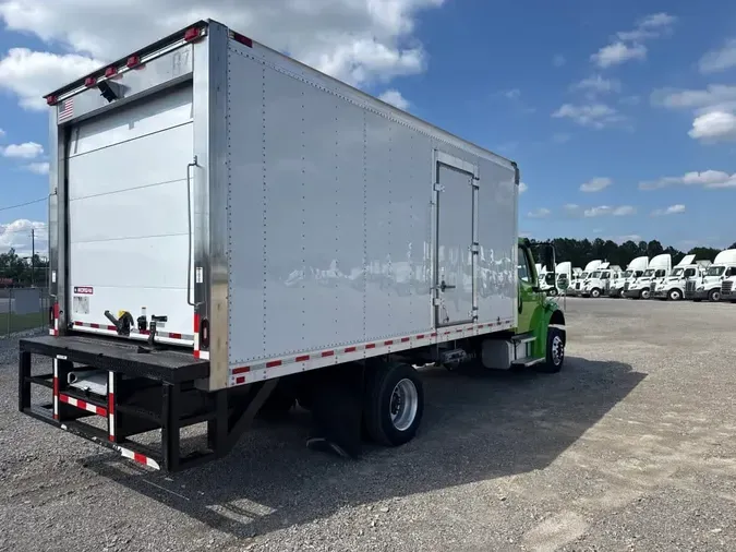 2020 FREIGHTLINER/MERCEDES M2 106