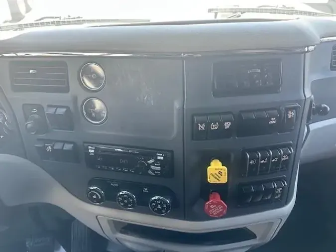 2021 Peterbilt 579