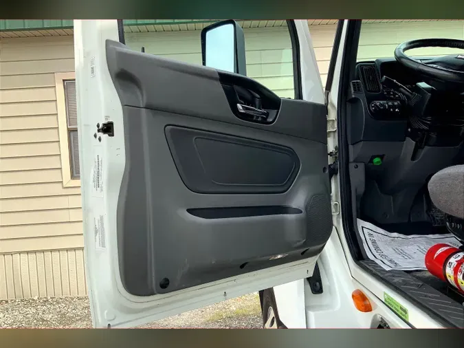 2021 INT LT625 6x4