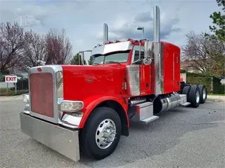 2019 PETERBILT 389