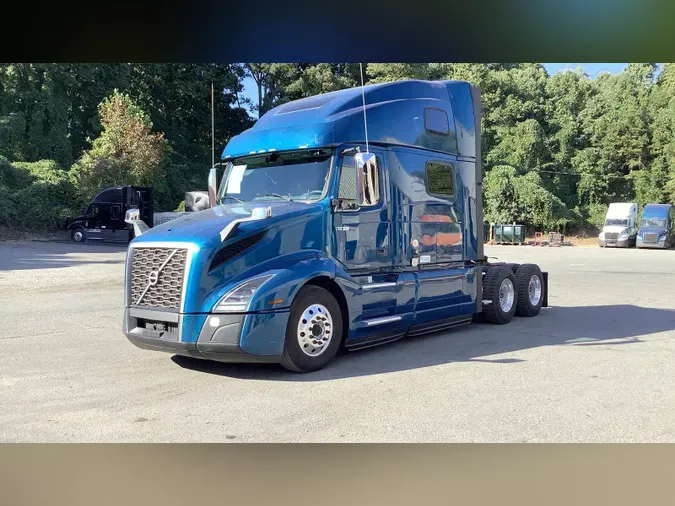 2022 Volvo VNL860