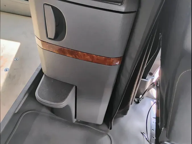 2022 International LT625