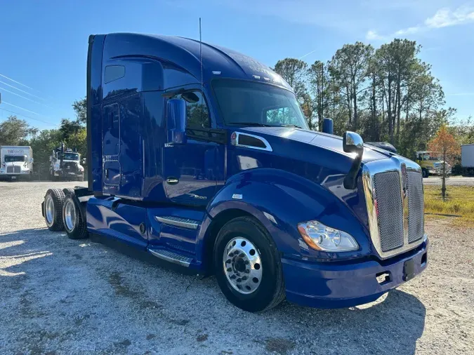 2021 Kenworth T680