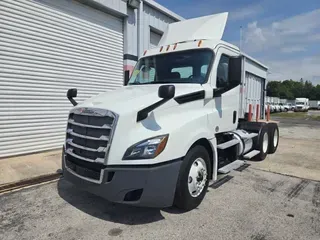 2018 FREIGHTLINER NEW CASCADIA PX12664