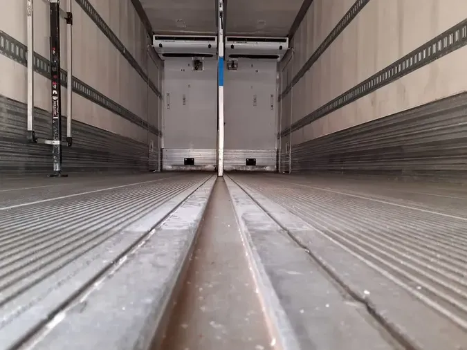 2019 FREIGHTLINER/MERCEDES M2 106
