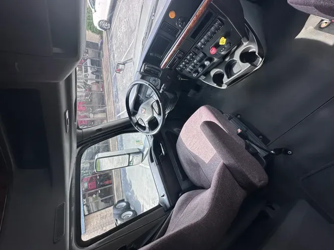 2020 INTERNATIONAL LT625
