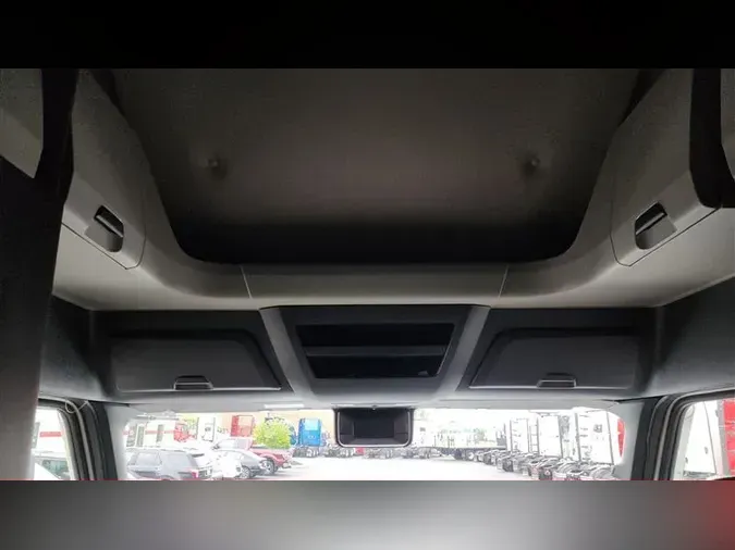 2020 FREIGHTLINER CA126