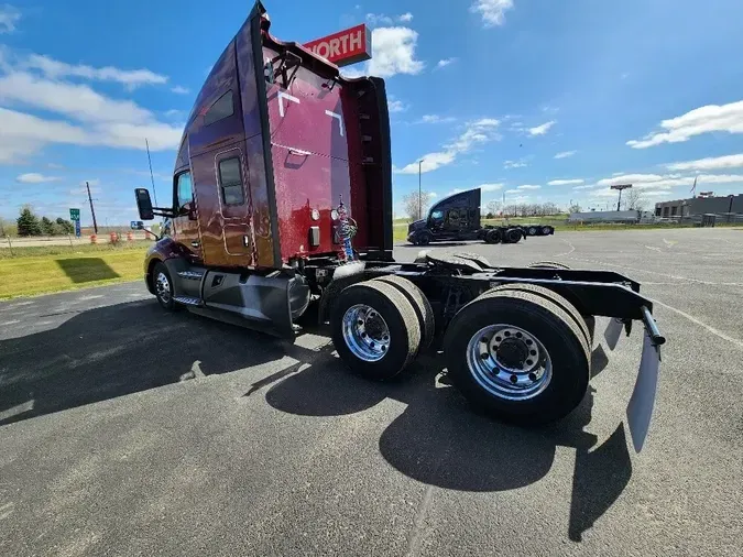 2021 Kenworth T680