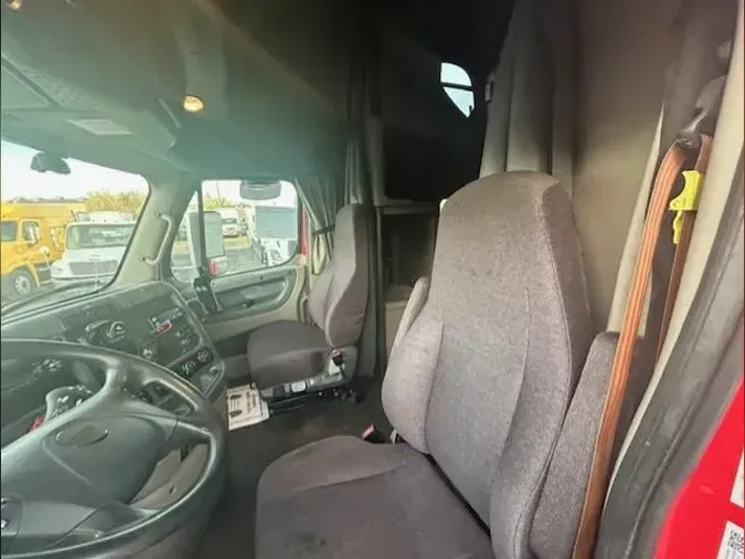 2019 FREIGHTLINER/MERCEDES CASCADIA 125