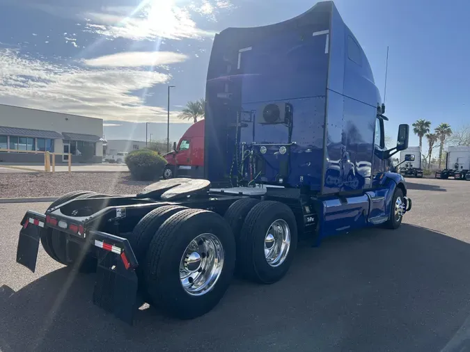 2022 Peterbilt 579