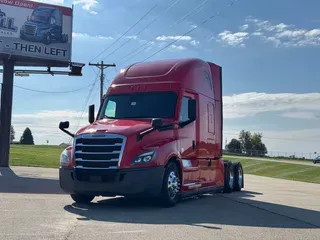 2023 FREIGHTLINER Cascadia 126