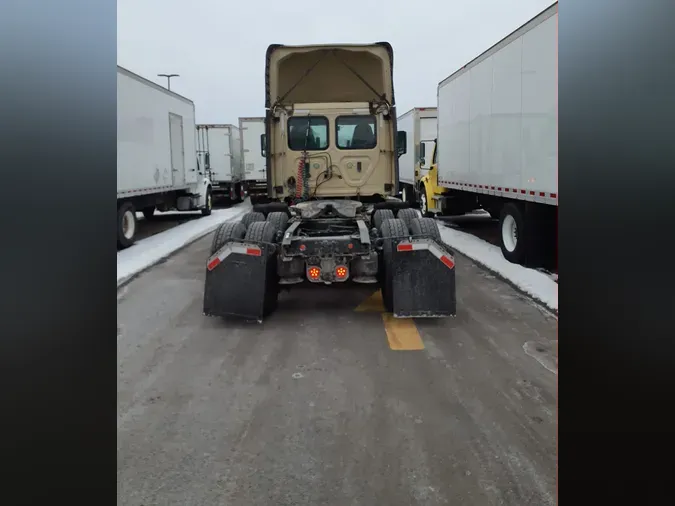 2019 FREIGHTLINER/MERCEDES CASCADIA 125