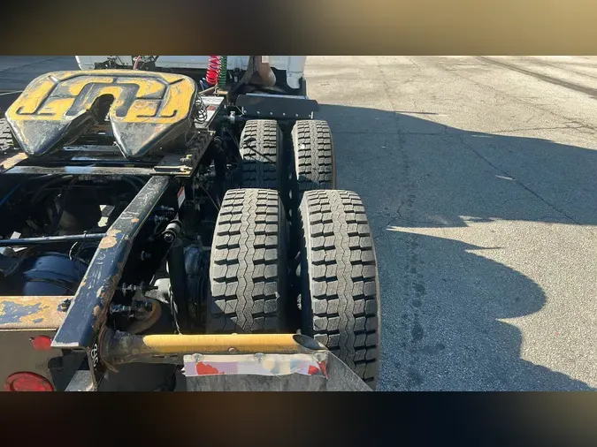 2021 Freightliner Cascadia 1263497e51c15886eff5ec1465e9b47e813