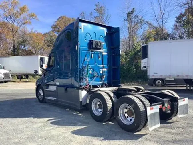 2021 Freightliner Cascadia