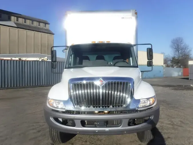 2018 NAVISTAR INTERNATIONAL 4300