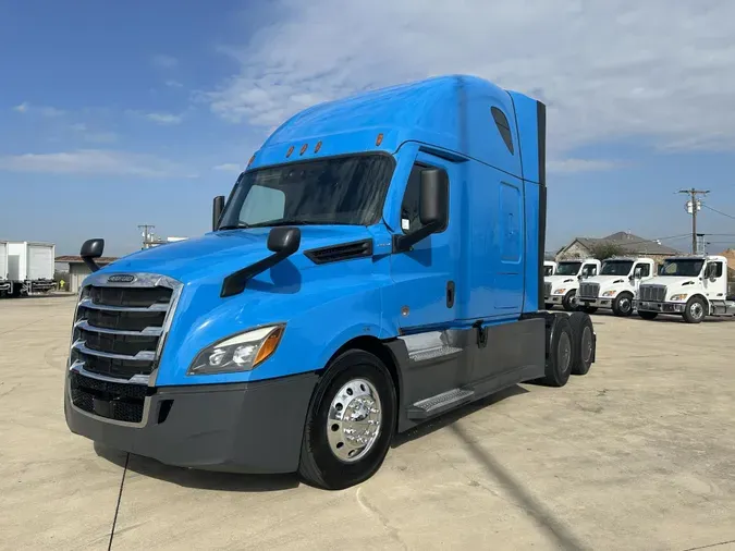 2021 Freightliner Cascadia