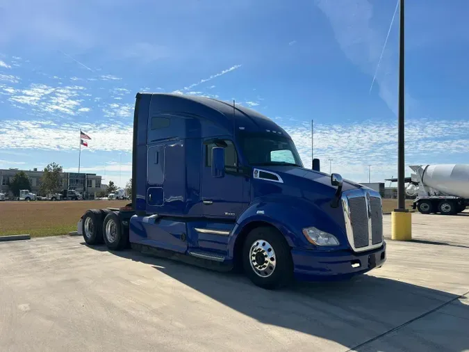 2021 Kenworth T680