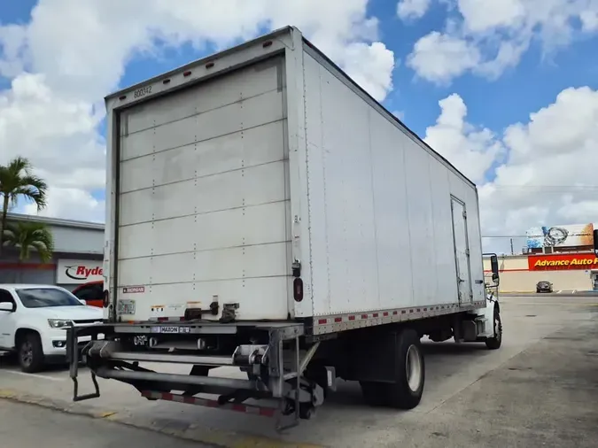 2018 FREIGHTLINER/MERCEDES M2 106
