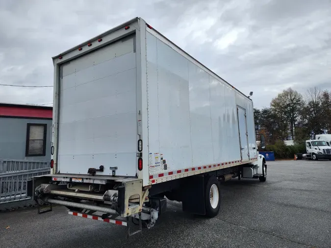 2016 FREIGHTLINER/MERCEDES M2 106