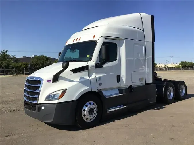 2022 FREIGHTLINER CA116