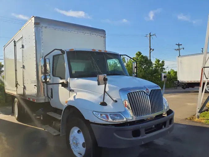2020 NAVISTAR INTERNATIONAL MV607 (4X2)