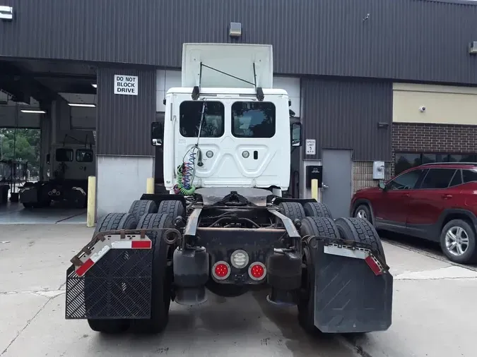2018 FREIGHTLINER/MERCEDES CASCADIA 125