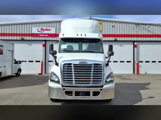 2018 FREIGHTLINER/MERCEDES CASCADIA 125