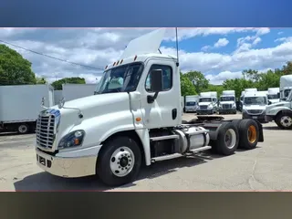 2019 FREIGHTLINER/MERCEDES CASCADIA 125