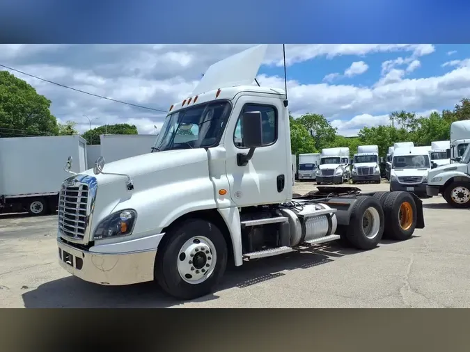 2019 FREIGHTLINER/MERCEDES CASCADIA 12534ac1ac2b8805b02bd7f8bfb9689dae1