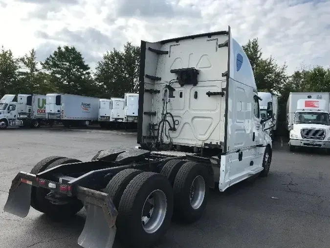 2020 Freightliner T12664ST