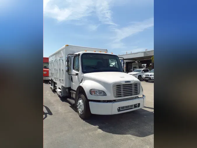 2017 FREIGHTLINER/MERCEDES M2 106