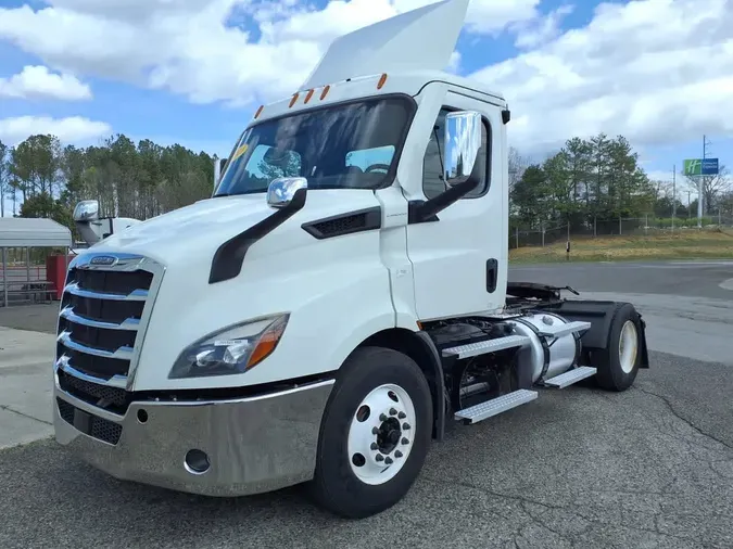 2020 FREIGHTLINER/MERCEDES NEW CASCADIA 11634b0f9ae7da71511e99e848a3476b83a
