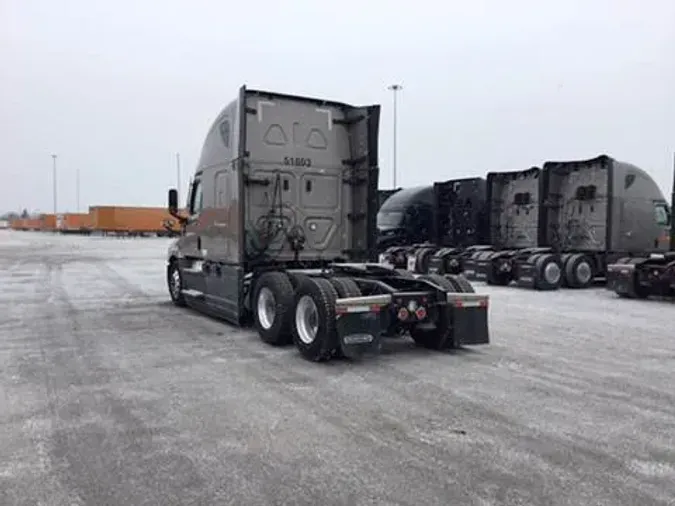 2021 Freightliner Cascadia