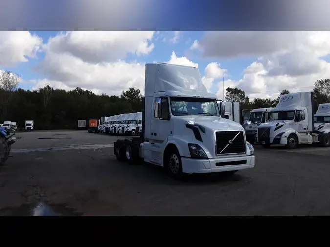 2018 Volvo VNL30034b80701a4587a8d3d657612151a409e