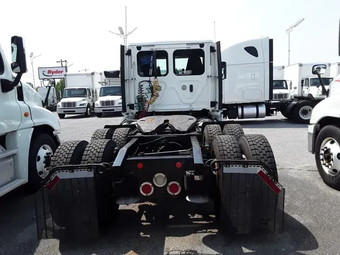 2018 FREIGHTLINER CASCADIA 125