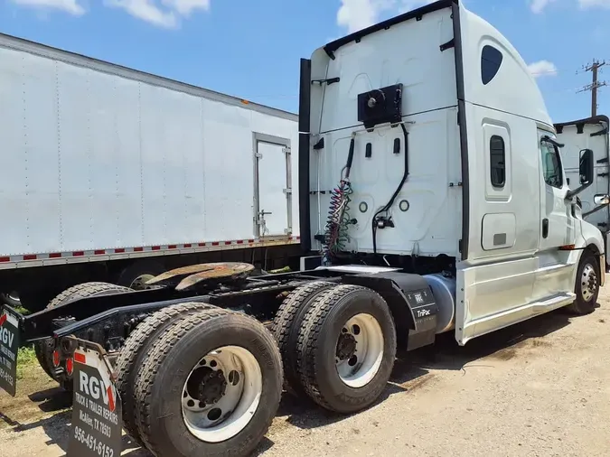 2020 FREIGHTLINER NEW CASCADIA PX12664