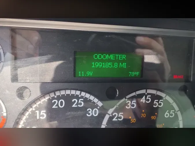 2019 FREIGHTLINER/MERCEDES M2 106