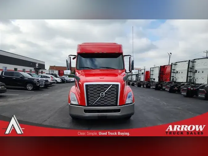 2021 VOLVO VNL740