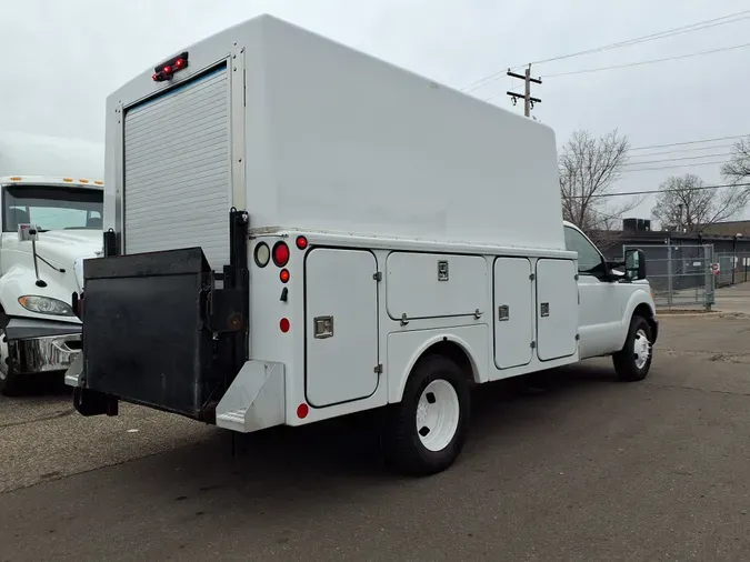 2012 FORD MOTOR COMPANY F350