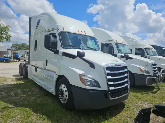2019 FREIGHTLINER NEW CASCADIA PX12664