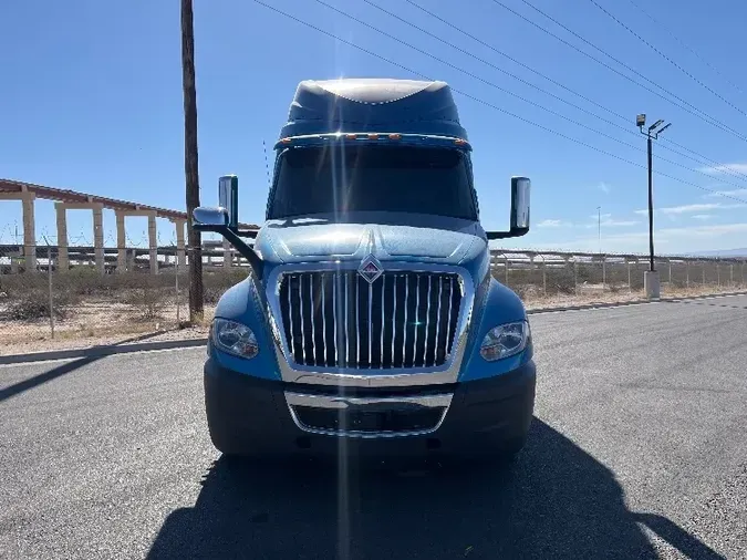 2019 International LT625