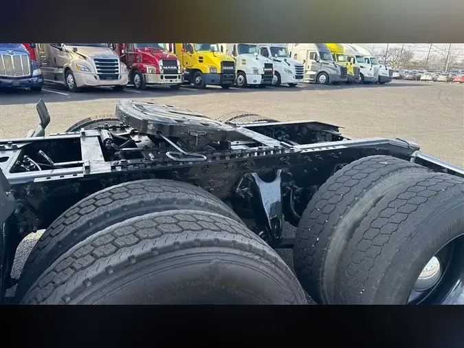 2020 INTERNATIONAL RH613