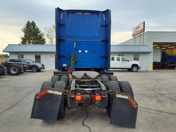 2020 NAVISTAR INTERNATIONAL LT625 SLPR CAB