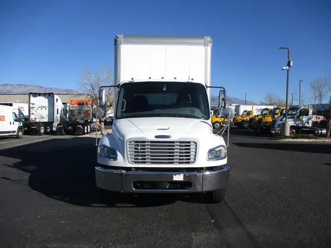 2021 FREIGHTLINER/MERCEDES M2 106